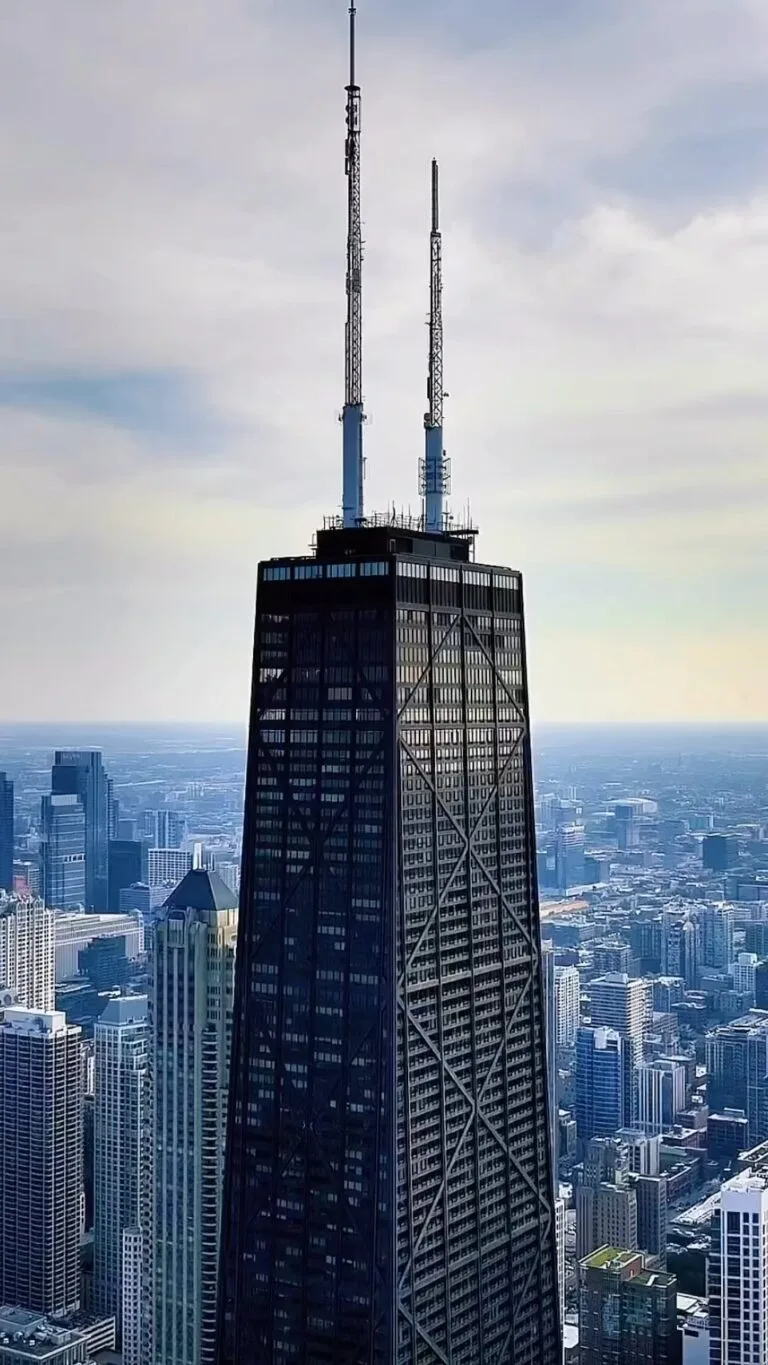 BodyLuxe Dr Snatched Hancock Tower Michigan Ave Chicago